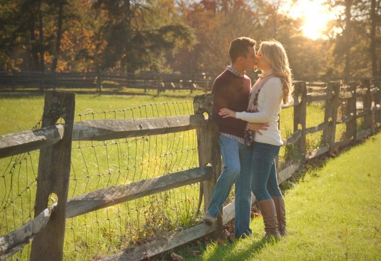 Plan the Engagement Photo Shoot of Your Dreams
